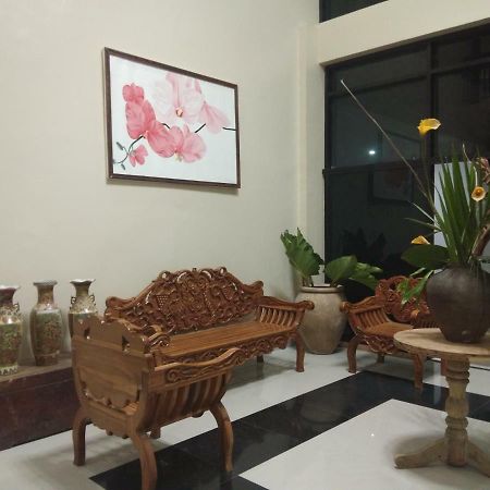 B&S Orchids Suites Hotel Dipolog Exterior photo
